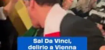 Sal Da Vinci, delirio a Vienna per l&rsquo;Eurovision 2026