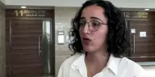 L'attivista israeliana di Flotilla in manette in tribunale