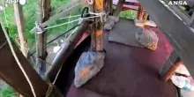 Le autorita' cinesi abbattono una abitazione simbolo diventata attrazione turistica