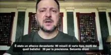 Zelensky: Putin ora usa anche l'Oreshnik, sono "davvero pazzi"