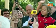 Mattarella riceve i pi&ugrave; fragili ai giardini del Quirinale in occasione della Festa della Repubblica