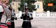 Mattarella depone una corona d'alloro all'Altare della Patria per la Festa della Repubblica