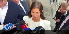 Crans Montana, madre vittima a interrogatorio Moretti: "Voglio risposte"