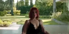 Noemi tra sensualit&agrave;, Raffaella Carr&agrave;, femminismo e cantautorato