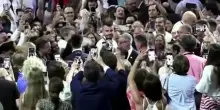 Papa Leone XIV con Antonio Banderas: incontro col mondo della cultura