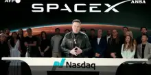 Elon Musk: &ldquo;SpaceX vuole portarvi sulla Luna, su Marte e oltre&rdquo;