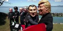 La protesta satirica di Oxfam,  i leader del G7 con le teste giganti