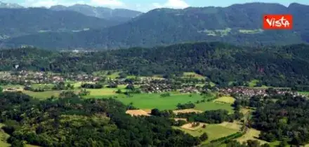 Meloni arriva a Ginevra per partecipare al G7 di Evian, in Francia