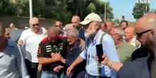 Gianni Alemanno &egrave; uscito dal carcere di Rebibbia a Roma