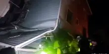 Sisma in Venezuela, soccorritori: "Sentiamo voci sotto le macerie"