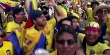 La festa dei tifosi dell'Ecuador: una squadra bestiale