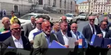 Remigrazione, il Comitato deposita in Parlamento le firme per una pdl sul tema