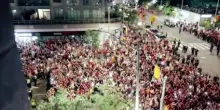 Mondiali, festa Ronaldo: folla di tifosi sotto l'hotel del Portogallo