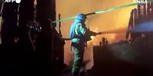 Drone contro condominio a Sumy, 4 morti tra cui bambina di un anno