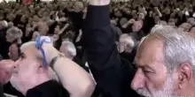 Iran, fedeli intonano slogan anti-Usa e Israele alla preghiera venerd&igrave;