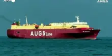Navi al largo della costa orientale degli Emirati Arabi Uniti,  vicino allo Stretto di Hormuz