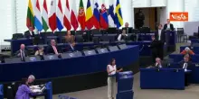 Irene Montero (Podemos) a Parlamento Ue: Riattaccate telefono a Trump o diventer&agrave; padrone d&rsquo;Europa