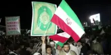 Yemen, sostenitori Houthi in piazza dopo presunti raid sauditi a Sanaa