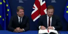 Post-Brexit, nell'enclave Gibilterra via le recinzioni con la Spagna