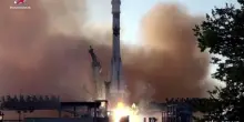 Un razzo Soyuz-2.1a &egrave; partito con equipaggio alla volta della ISS