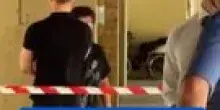 Omicidio a Modena: Uomo Ucciso a Coltellate nelle Scale Condominiali, Indagini in Corso