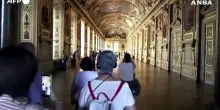 Louvre, la Galerie d&rsquo;Apollon riapre al pubblico dopo il furto dell'ottobre 2025