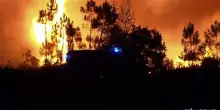 Un violento incendio sta devastando la Gironda in Francia