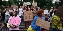 Kiev, proteste per la rimozione del ministro della Difesa ucraino