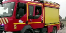 Gironda, i vigili del fuoco: sfruttare tregua meteo per domare roghi