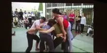 Simone Forti, l'arte contemporanea sotto forma di corpo e danza