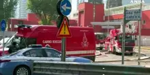 Milano, principio d'incendio alla stazione Garibaldi: intossicati due vigili del fuoco
