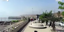 Ceuta, barriere galleggianti per ostacolare i migranti dal Marocco