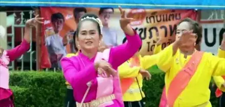 Thailandia, 3 mesi senza alcol: in un tempio un voto che cambia la vita