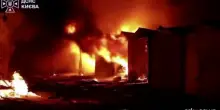 Ucraina, due incendi nella capitale Kiev dopo attacco russo