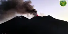Nuova bocca eruttiva sull'Etna, si &egrave; aperta nella Valle del Bove