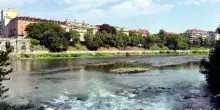 Il fiume Po &egrave; ai minimi storici, a Torino alghe e secche