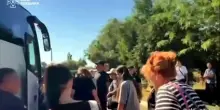 Ucraina, drone russo contro un treno passeggeri: due morti
