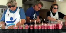 Milano, anguriata di Ferragosto per i senzatetto: "Una festa per stare vicino a chi ha meno di noi"