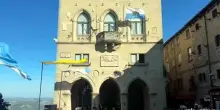 Papa Leone a San Marino accolto con inni, onori e spari cannone