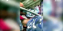 Nepal, bambina salvata dalle macerie dopo due giorni