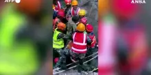 Nepal, estratti vivi due operai intrappolati nei tunnel