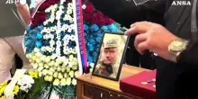 Belgrado, folla per i funerali dell&rsquo;ex capo militare serbo-bosniaco Ratko Mladic