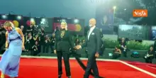 Venezia 83, Heather Parisi sul red carpet mano nella mano con il marito Umberto Maria Anzolin