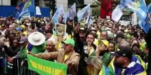Brasile, Bolsonaro Jr infiamma San Paolo e attacca il giudice Moraes