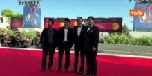 Venezia 83, il cast del film "Look back" di Hirokazu Koreeda sul red carpet