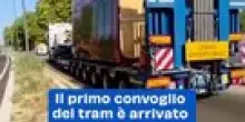 "Arriva a Bologna il primo tram rosso e oro: un viaggio lungo la via Emilia"