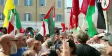 Ddl antisemitismo, anche manifestanti pro Hamas al corteo: cori e urla contro gli organizzatori