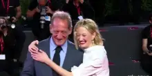 Venezia, Alba Rohrwacher sul red carpet con Vincent Lindon