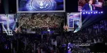 Usa, show di Trump per le elezioni di midterm tra promesse e appelli