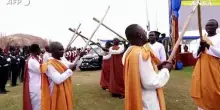 I funerali in Uganda del re pi&ugrave; giovane del mondo, morto a 34 anni